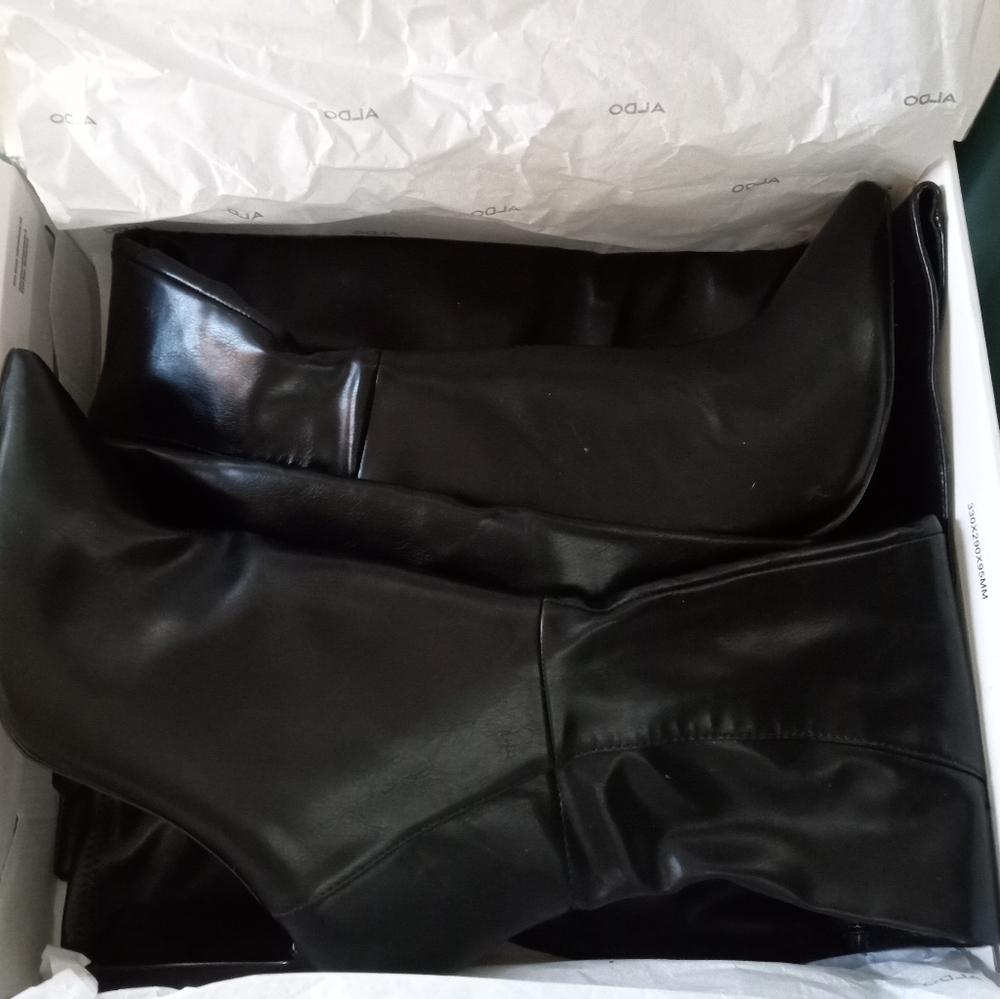 Brand new ALCO BOOTS